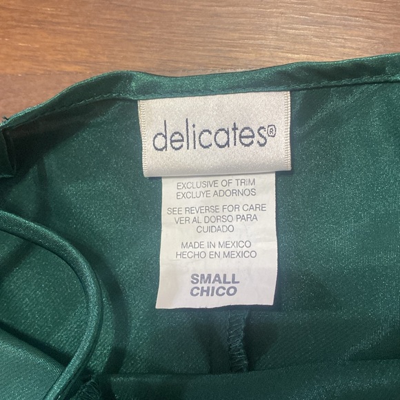 Delicates. 💯 polyester - Picture 8 of 10